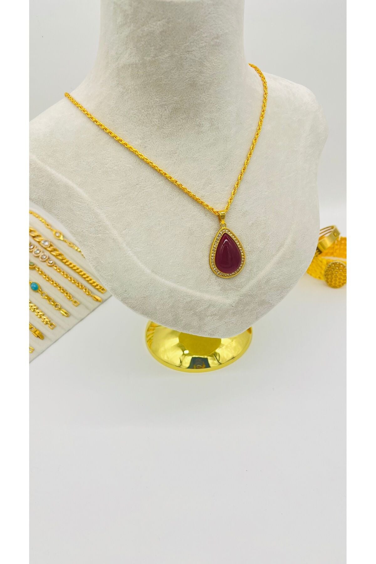 Damla Model Altın Kaplama Kolye - Bordo